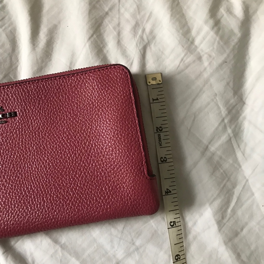 Coach wristlet - Picture 4 of 5